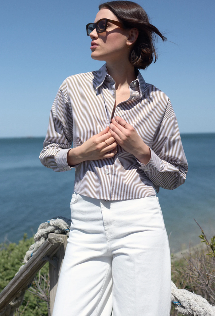 soldout.nyc Top The Cropped Everything Shirt, Truffle Micro Stripe Soho-Boutique