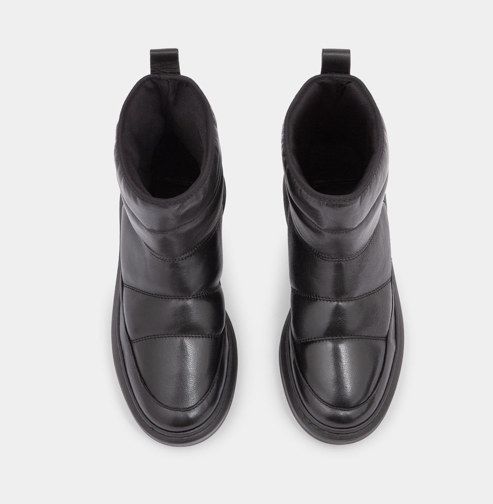 Moon Boot Black Soho Boutique