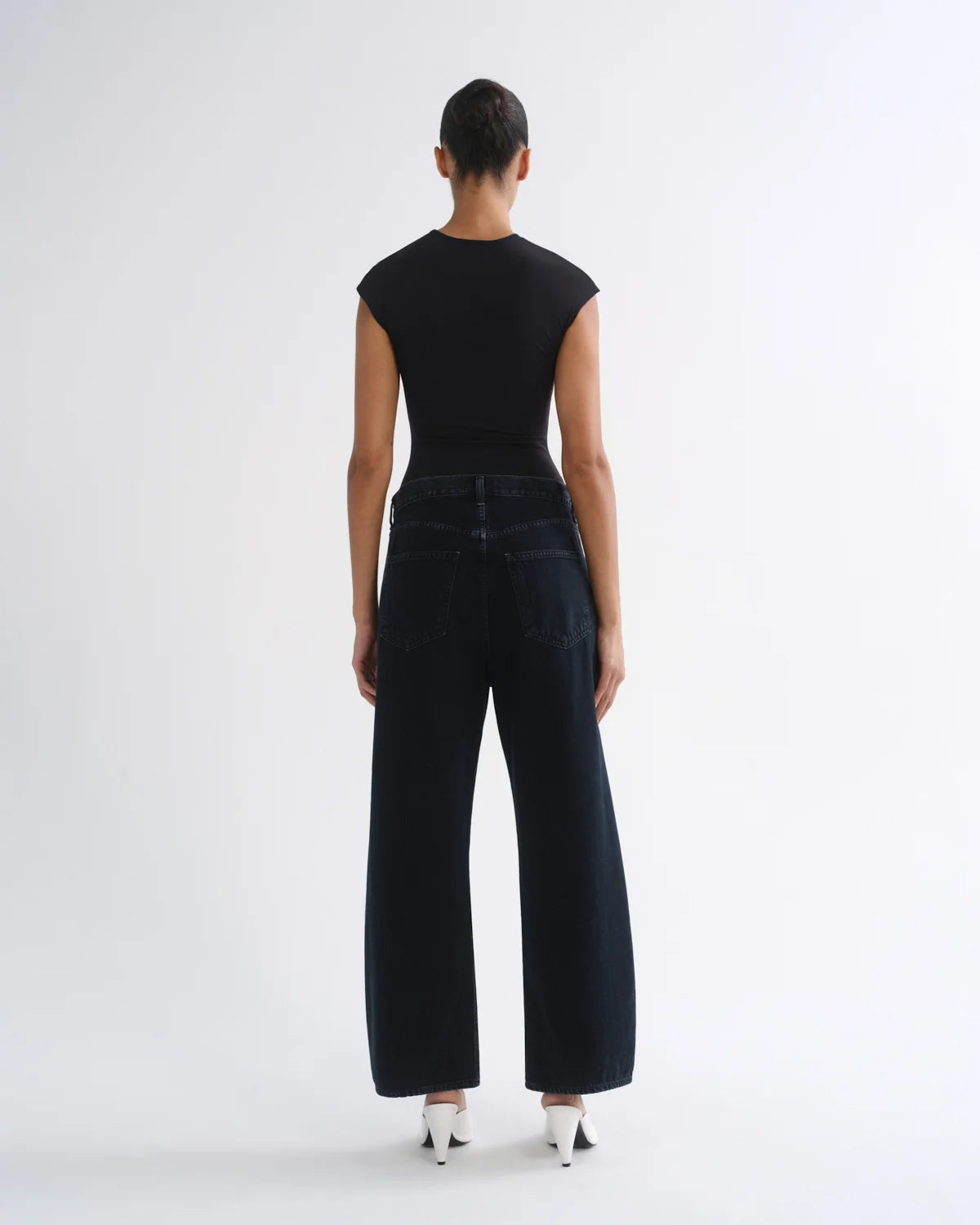 Low Curve Crop Jean, Crushed