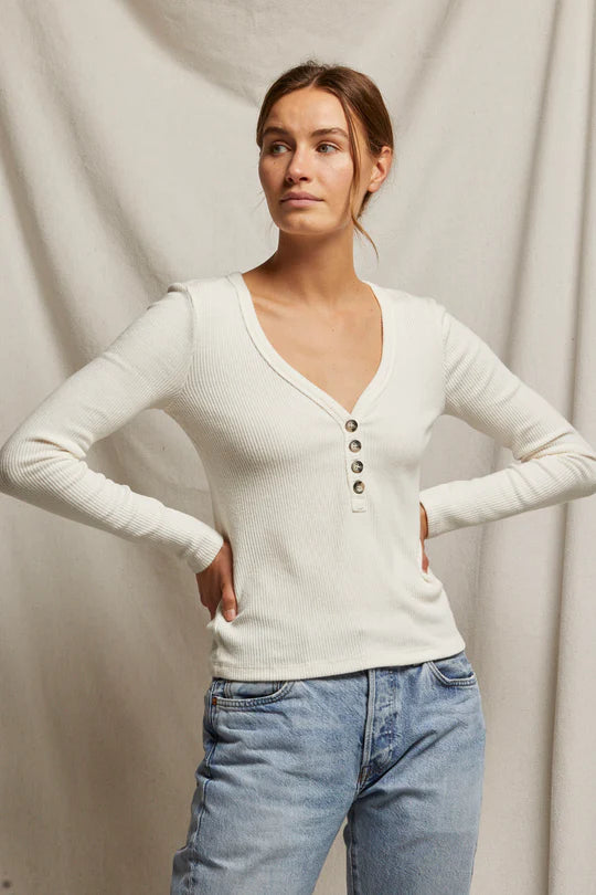 Evangeline Rib Vneck, Sugar