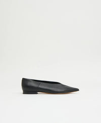 Kiki Flat, Black