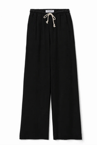 Shakira Pant, True Black