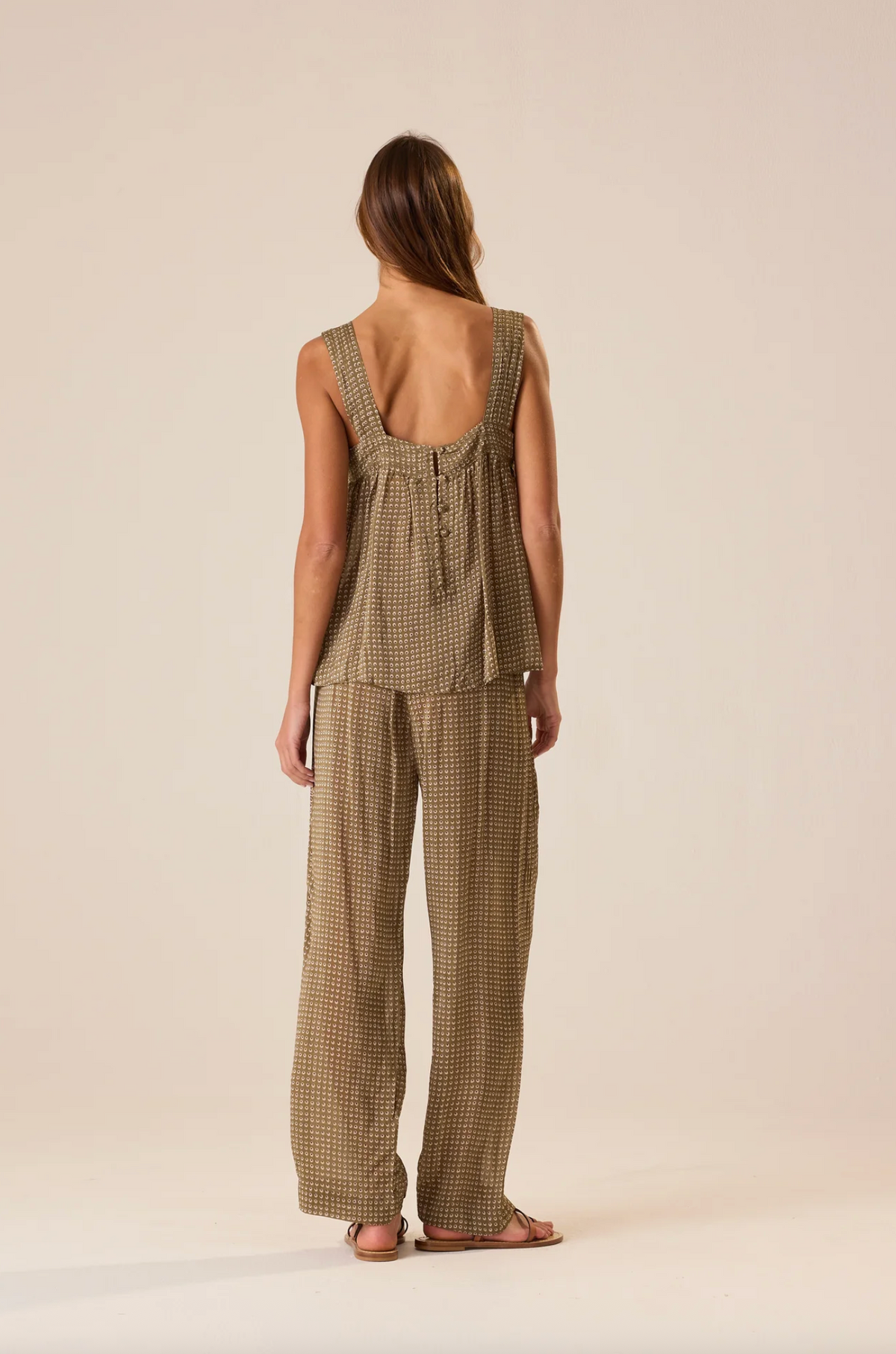 Jamie Pant, Martini Olive