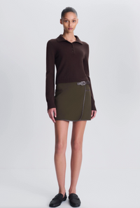 Constance Polo, Chocolate