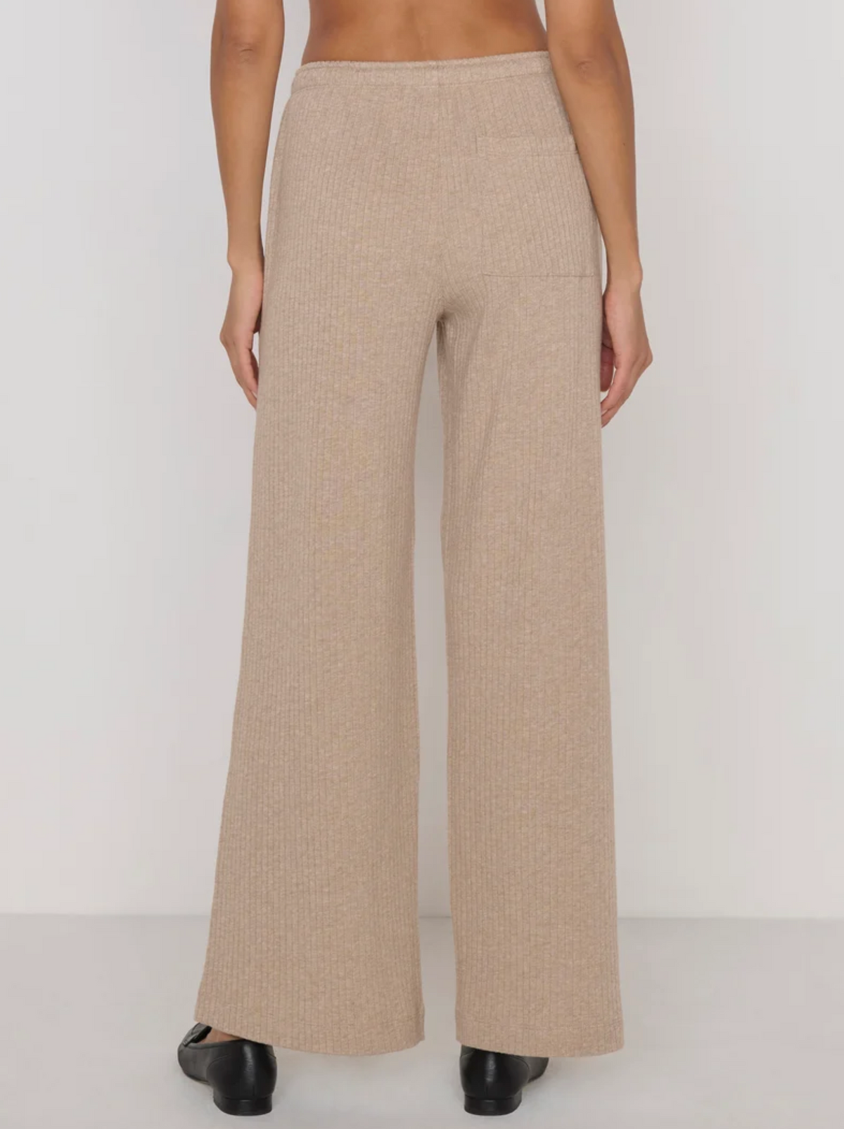 Saina Pant, Heather Oatmeal