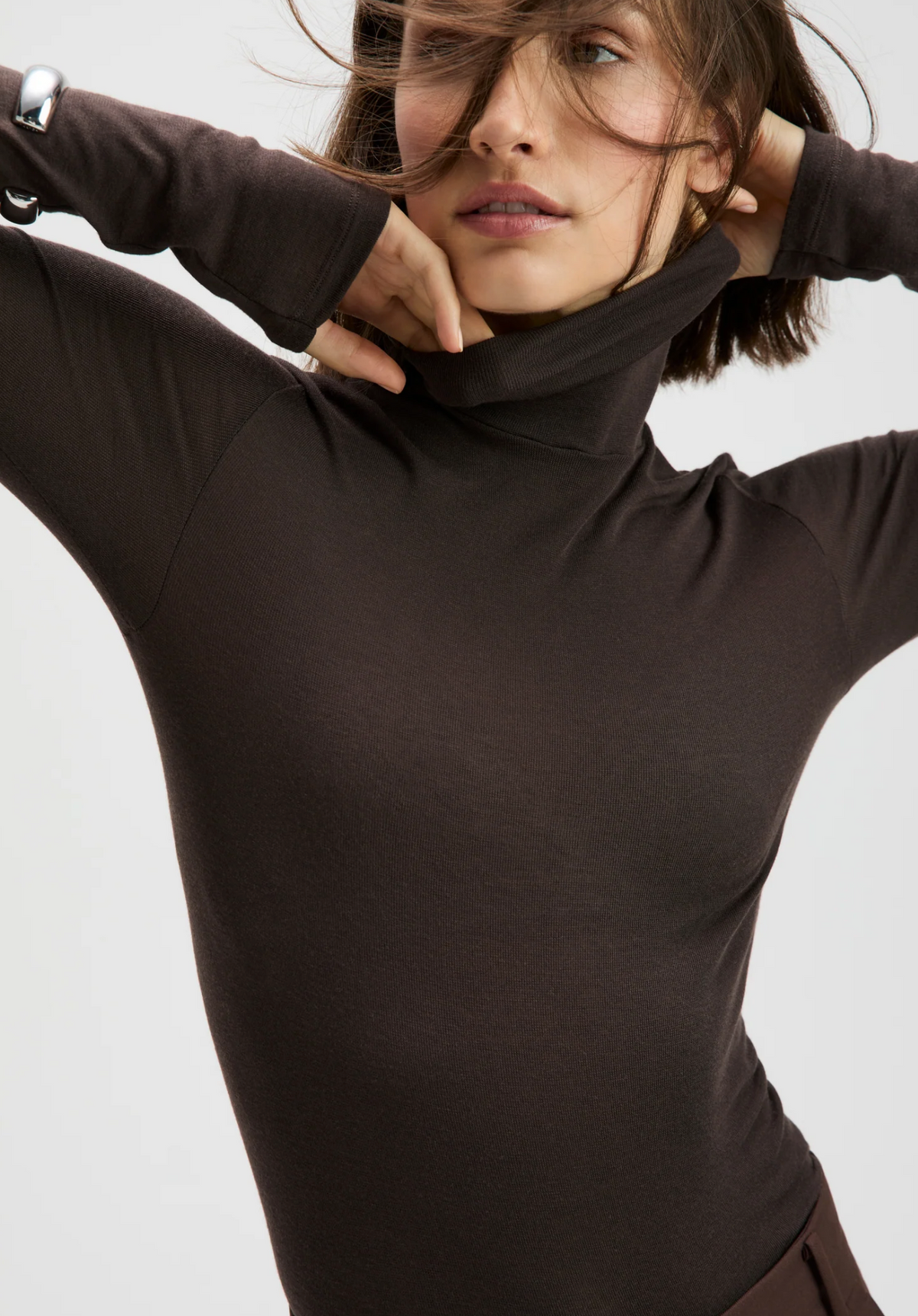 The Cashmere Turtleneck, Chocolate