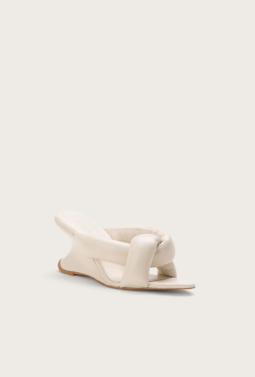 Cult Gaia Shoe Irene Sandal, Off White Soho-Boutique