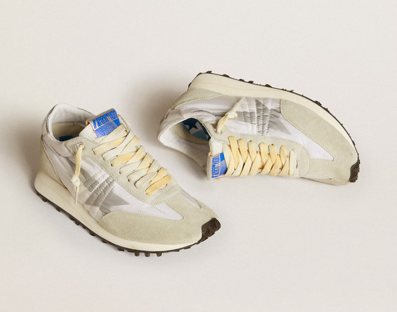 Golden Goose Deluxe Brand Sneakers Running Marathon, White/Grey/Silver Soho-Boutique