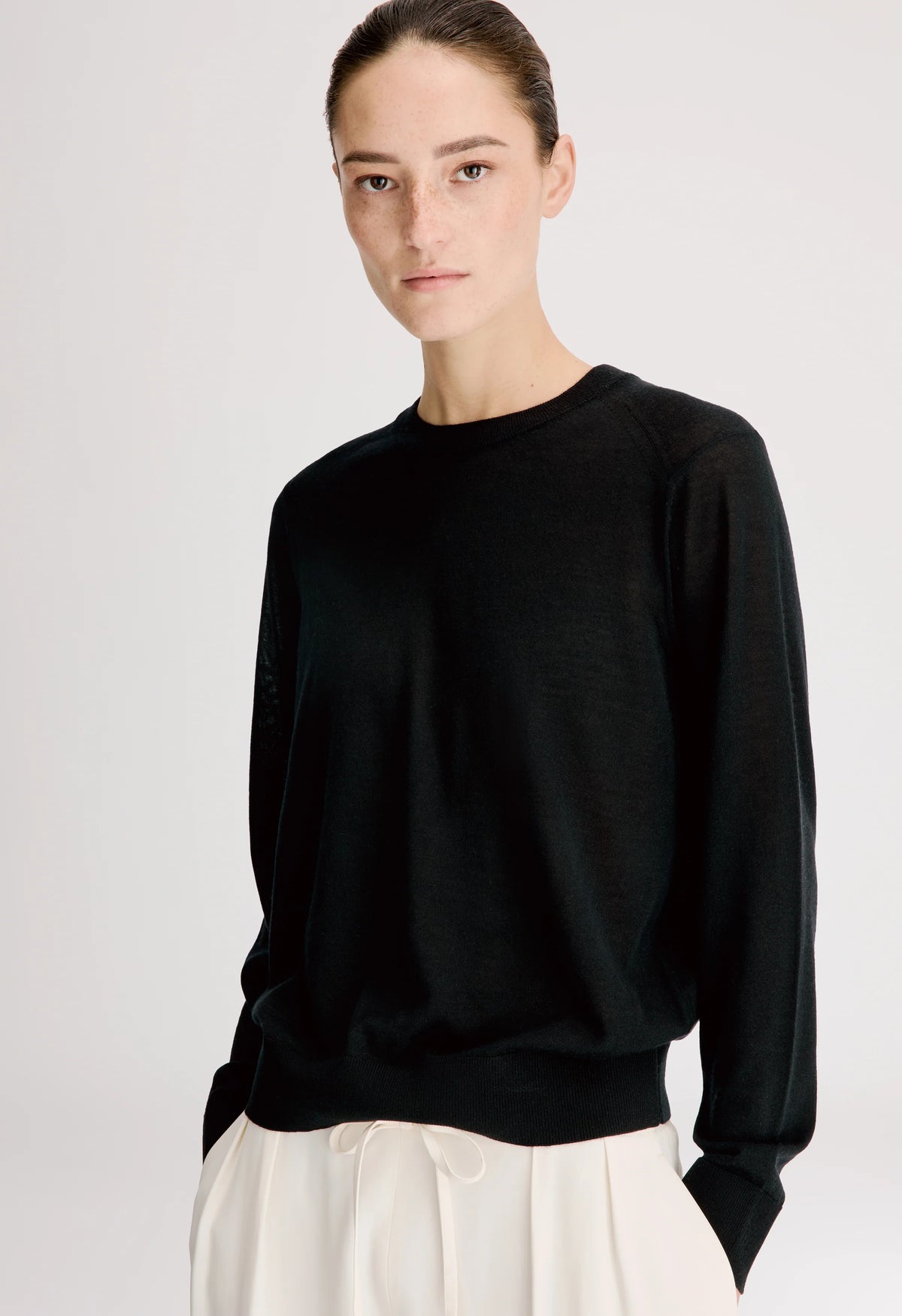 Loulou De Saison Sweater Ditto Cashmere Sweater, Black Soho-Boutique