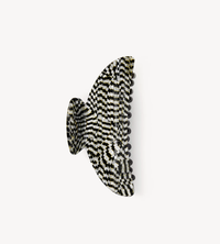 MACHETE Hair Accessory Midi Heirloom Claw, Perle Noir Soho-Boutique