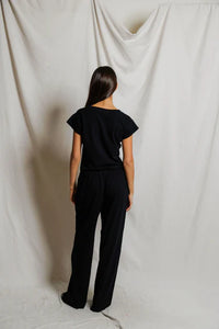 perfectwhitetee T-Shirt Pearl V Neck Tee, True Black Soho-Boutique