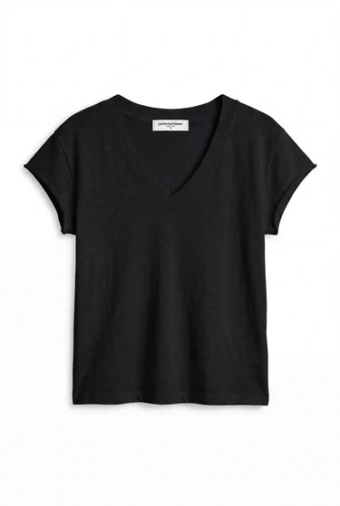 perfectwhitetee T-Shirt Pearl V Neck Tee, True Black Soho-Boutique