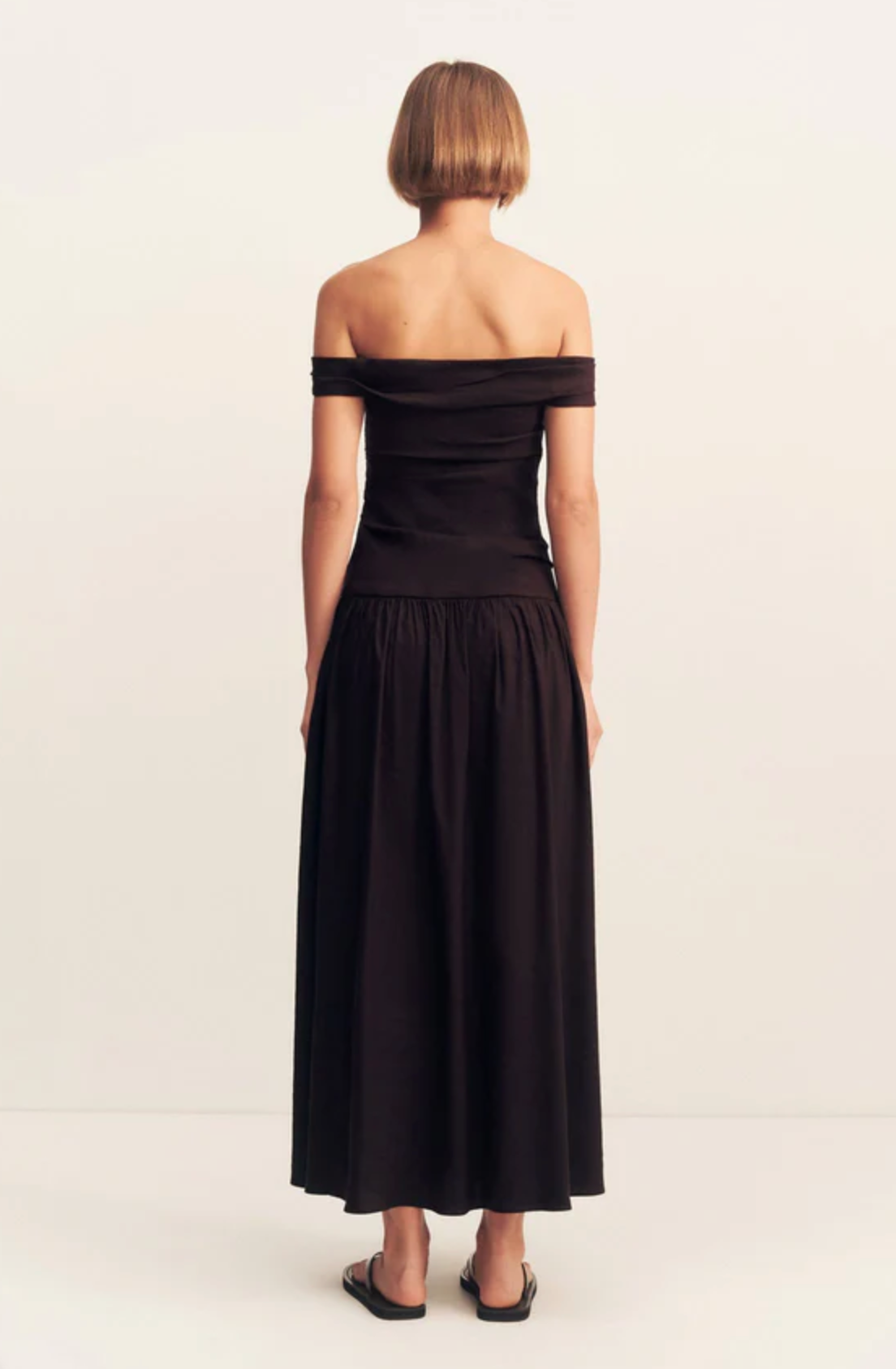 Shona Joy - Brooks Off Shoulder Maxi Dress - Ganache Shona Joy - Brooks Off Shoulder Maxi Dress - Ganache