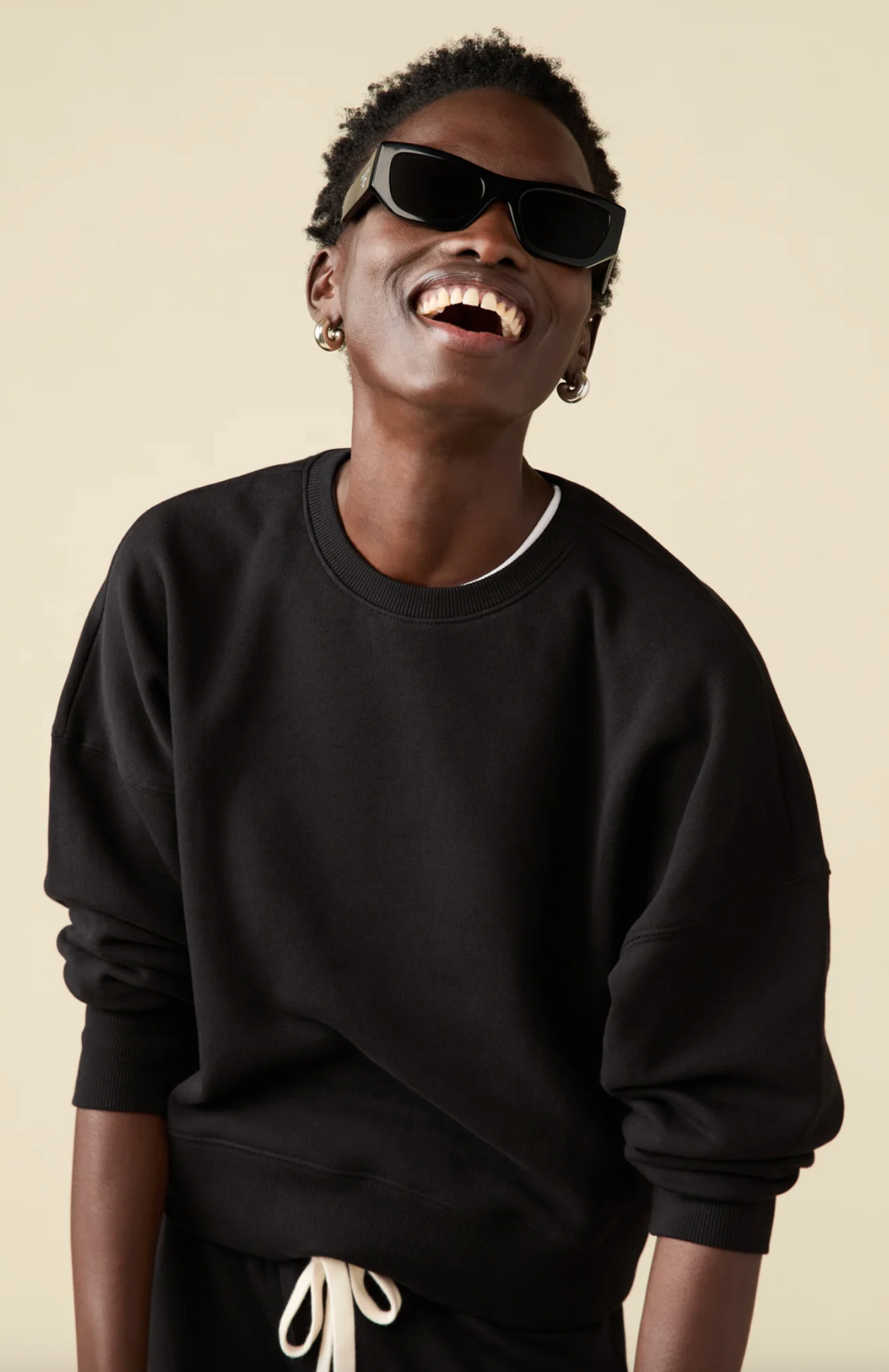 soldout.nyc Sweatshirt The Everyday Sweatshirt, Black Soho-Boutique