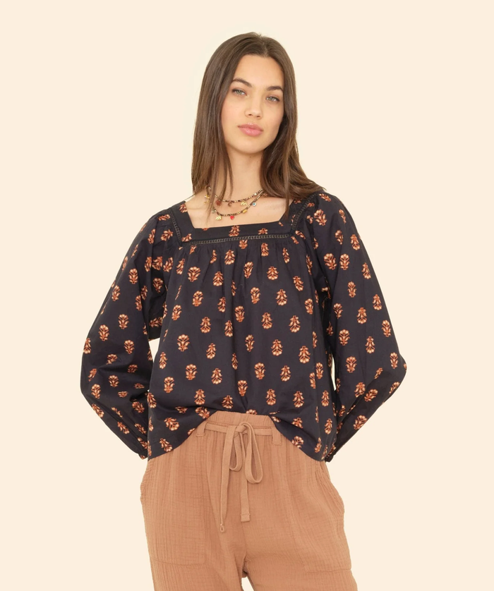 Xirena Blouse Mira Top, Wheat Stamp Soho-Boutique
